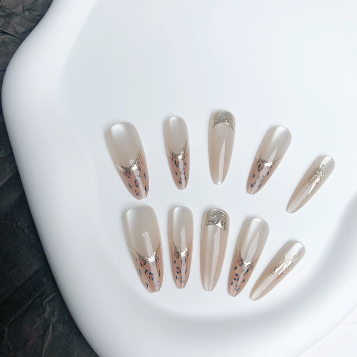 Elegantes Design Press-On Nail Set