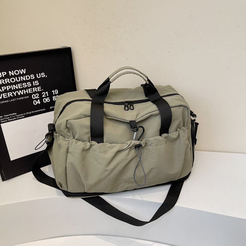 Vielseitige Reisetasche mit erweiterbarem Stauraum