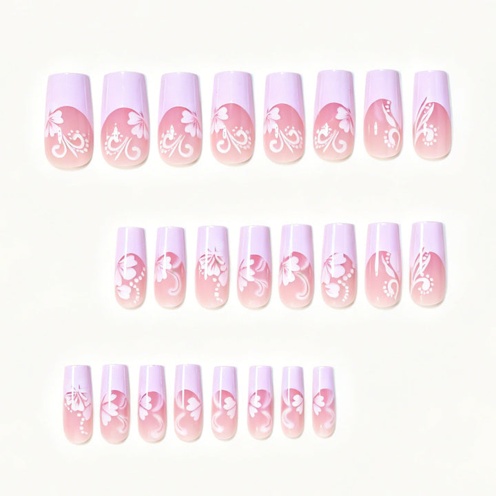Florales Akzent Press-On Nagelkunst-Set Karnz