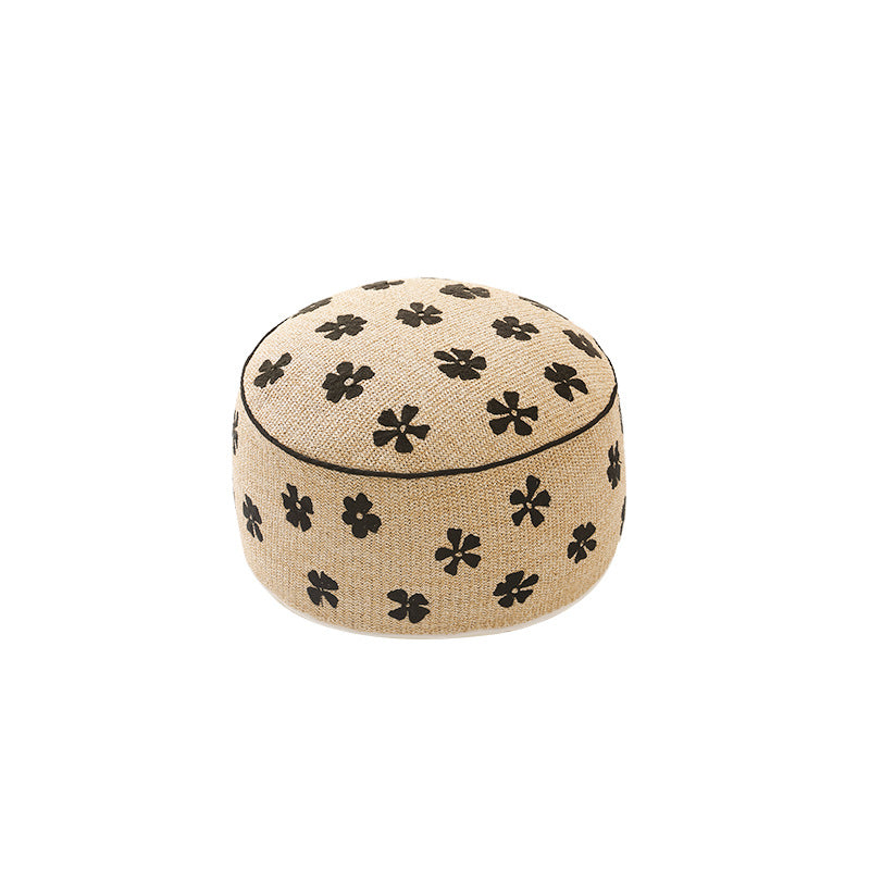 Bodensitzpouf in Blütenform mit kuscheliger Teddy‑Fleece‑Oberfläche und abnehmbarem Bezug