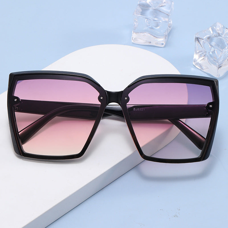 Damen Oversized Sonnenbrille mit modernem Schildpatt-Design Karnz