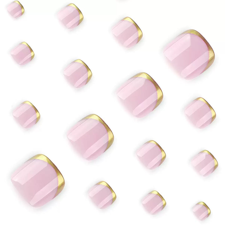 Kunstnagelset mit luxuriösen goldenen Spitzen und glanzvollem Finish Karnz