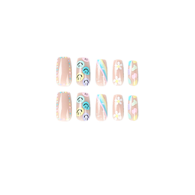 Kunstvolle Nagelkunst mit Blumen- und Smiley-Motiven Karnz