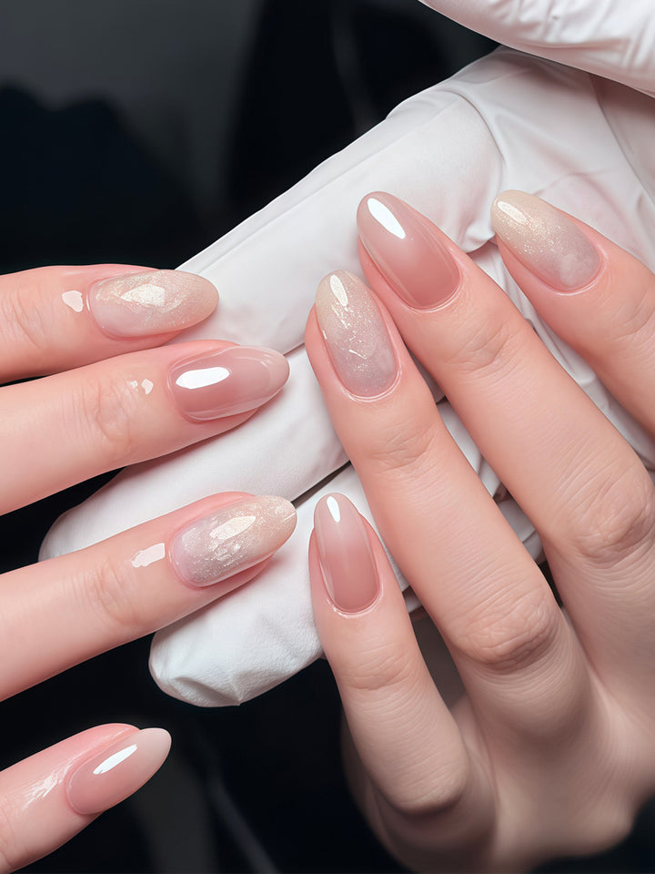 Elegante Ombre-Nagelkunst Karnz