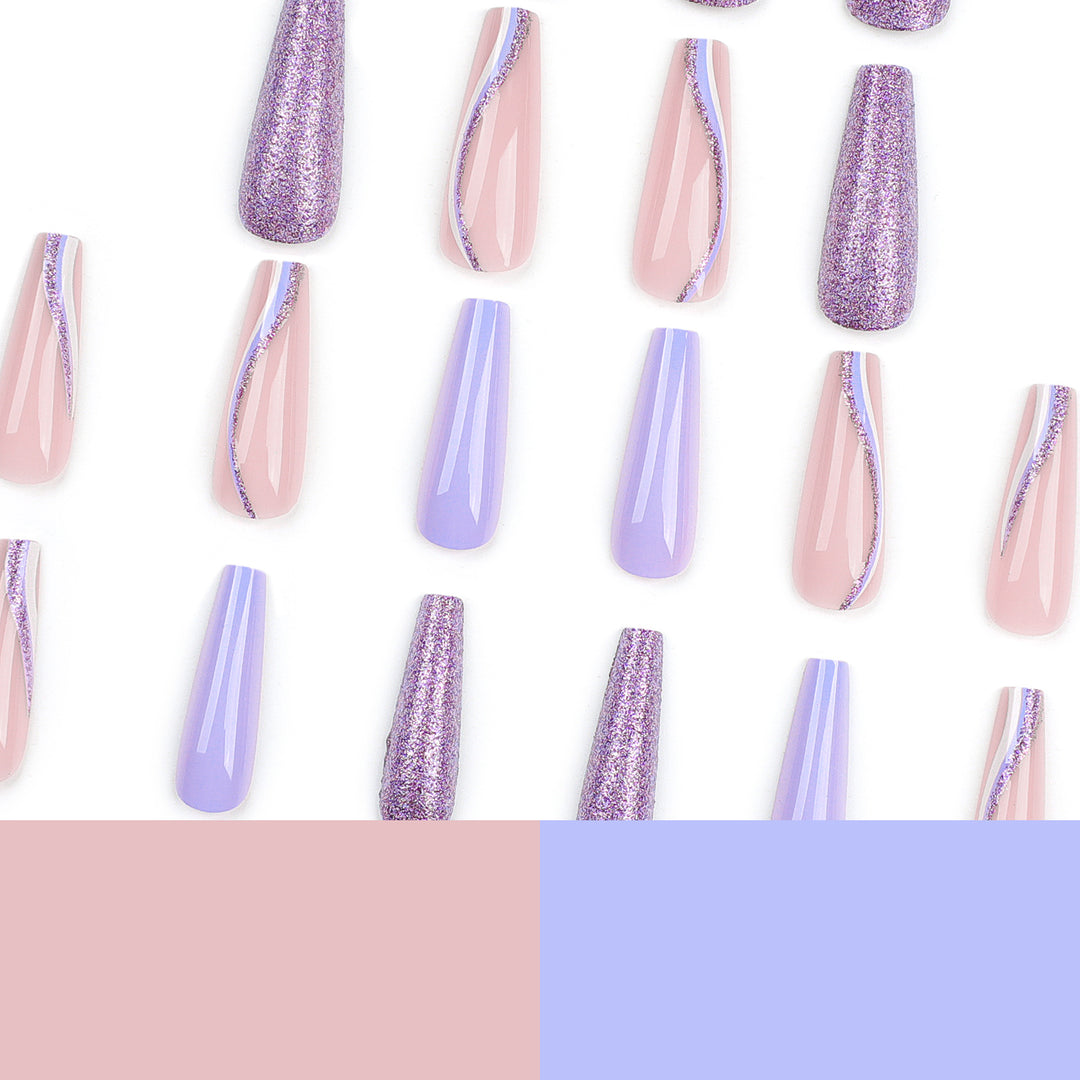 Glamouröse Stiletto-Nägel mit Glitzer- und Ombre-Design Karnz