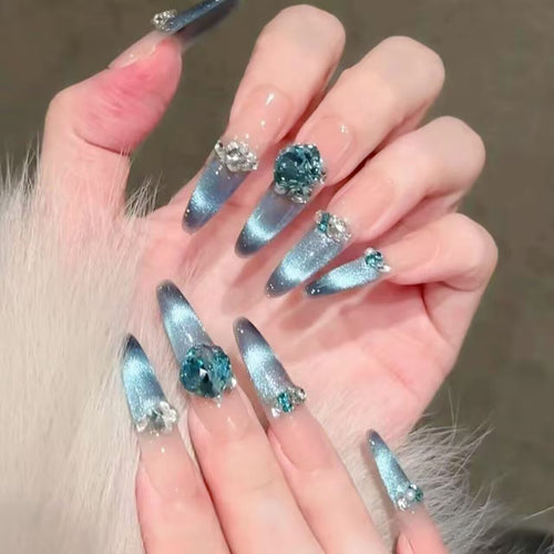 Dekorative Glitzer Nagel Kunst Extensions Karnz