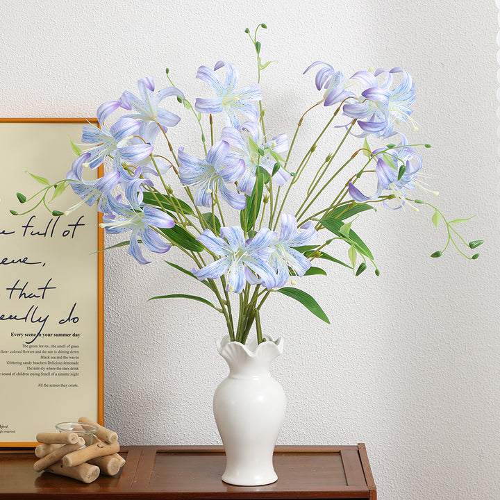 Künstlicher Lilienstrauß mit detailverliebten Blüten Karnz