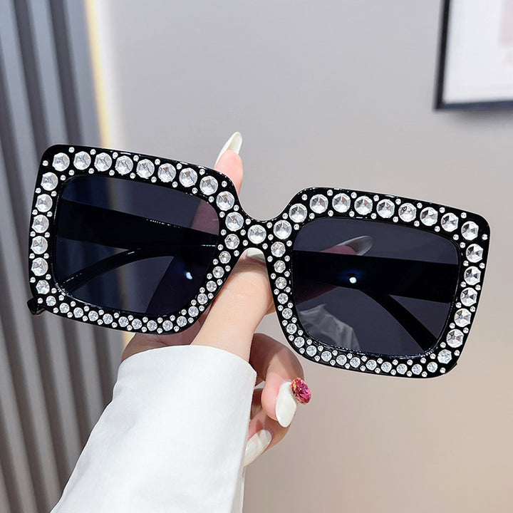 Glamouröse mit Strass verzierte quadratische Sonnenbrille Karnz