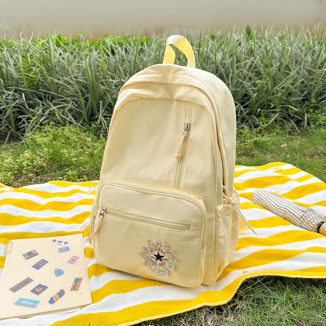 Funktionaler bestickter Rucksack Karnz