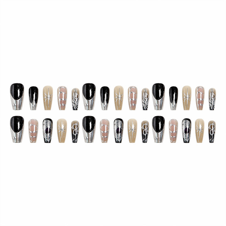 Kunstnagelset mit eleganten Glitzer- und Designakzenten Karnz