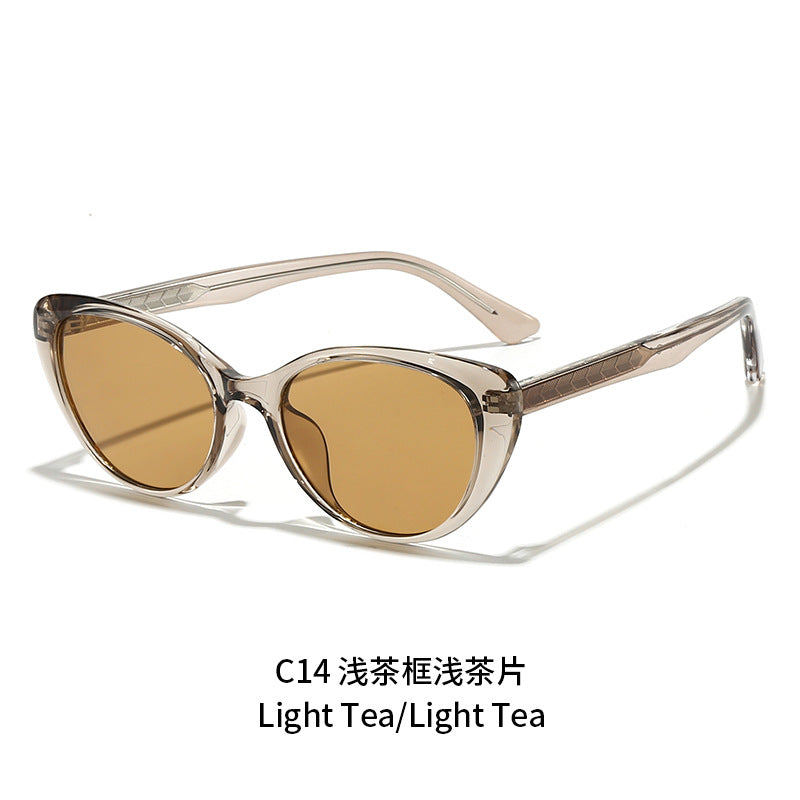 Damen Cat-Eye-Sonnenbrille mit transparentem Rahmen und UV-Schutz Karnz