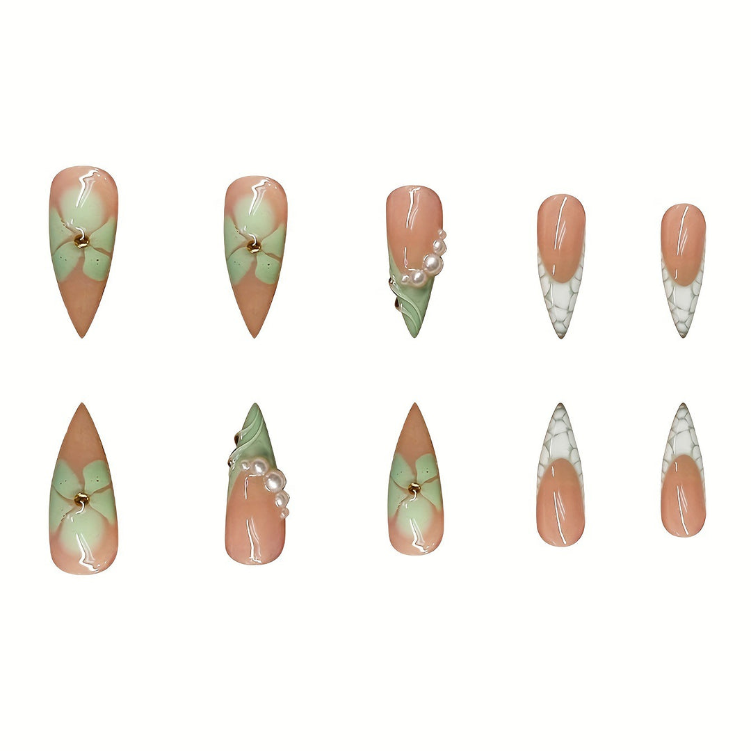 Elegantes Stiletto-Nageldesign Karnz