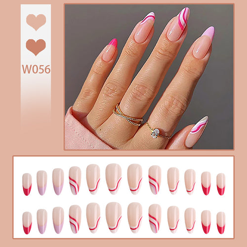Kreative Nagelspitzen mit Farbverlauf Karnz