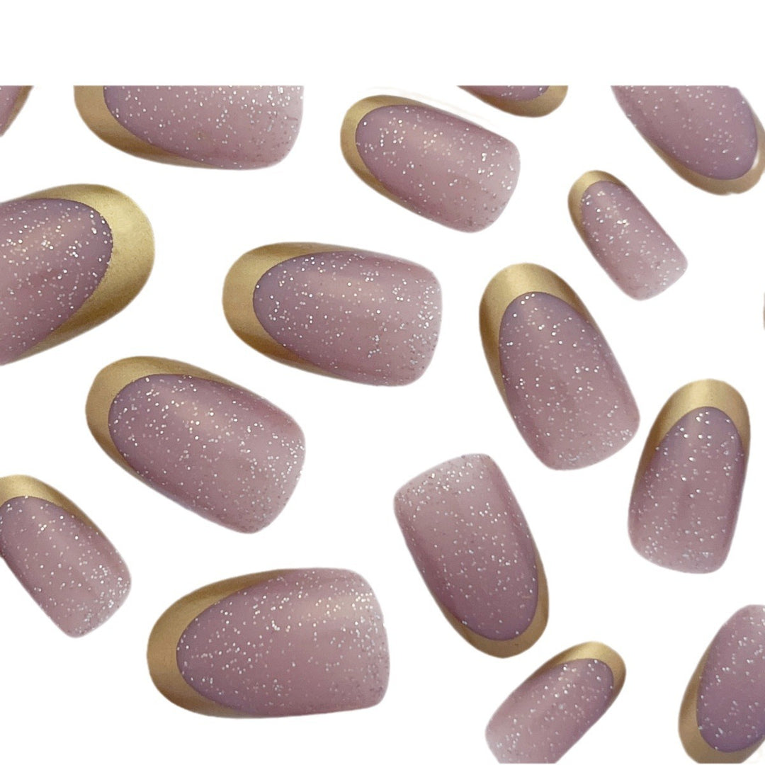 Elegante Nagelkunst Karnz