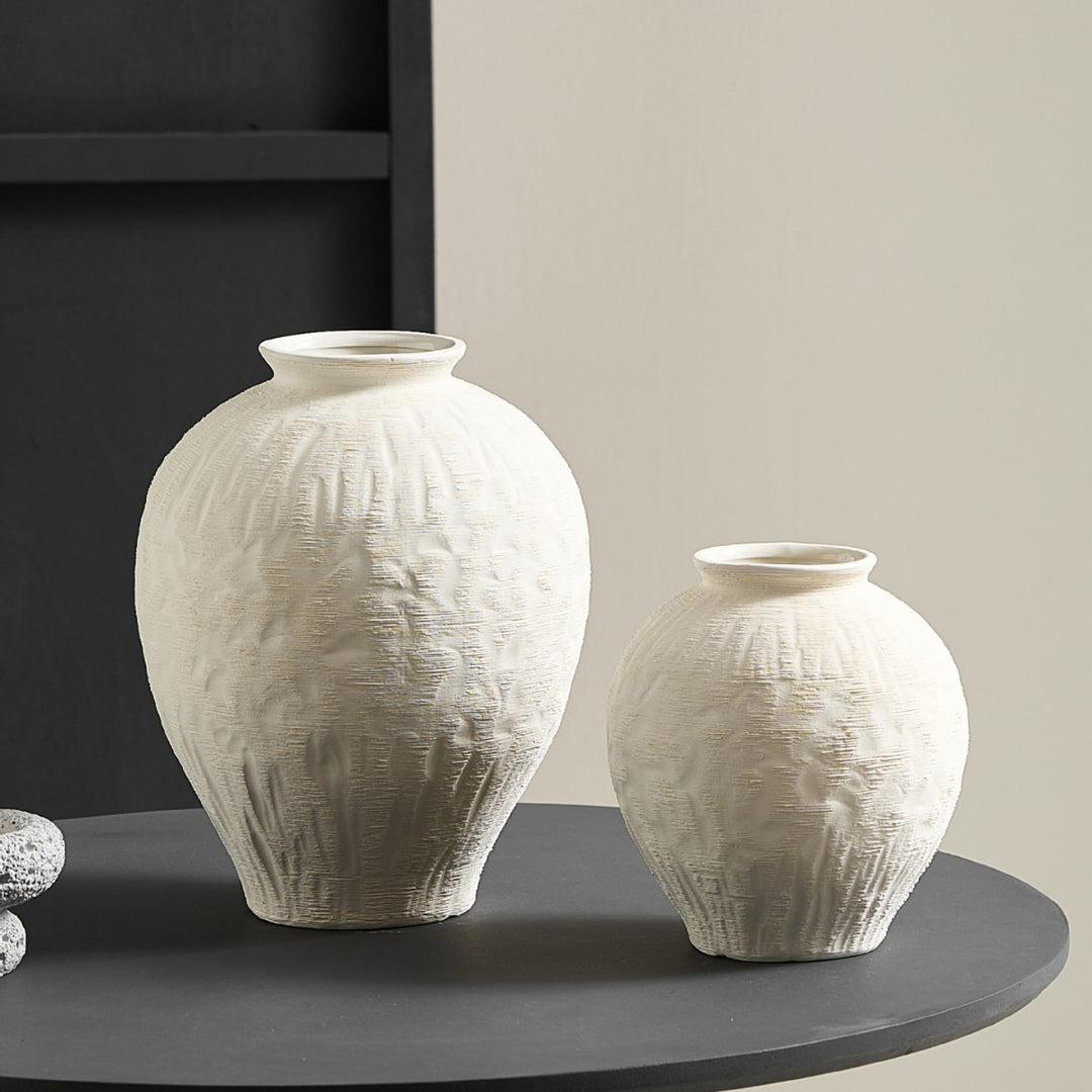 Dekorative Keramikvase im modernen Design Karnz