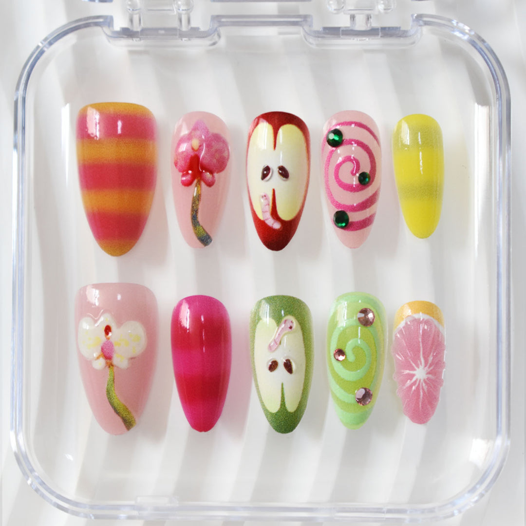 Kreatives Florales Nagelkunst-Set Karnz