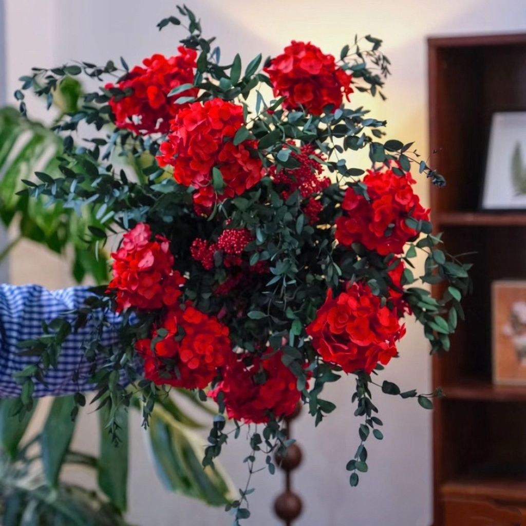 Lebensechte Blumenarrangement Tischschmuck