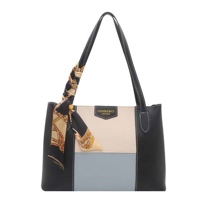 Strukturierte Tote-Handtasche mit dekorativem Schal