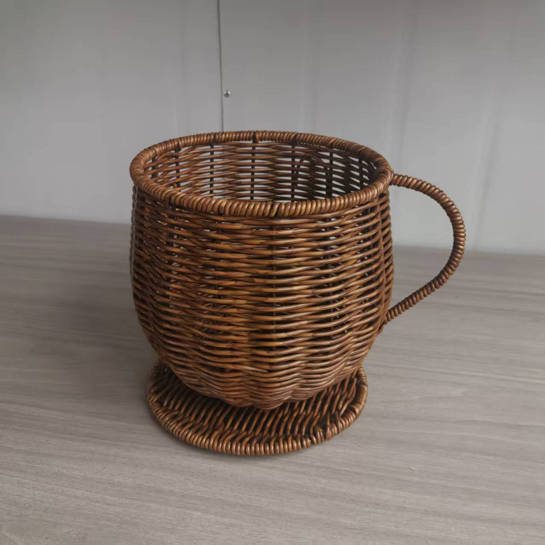 Handgefertigter natürlicher Korb-Planter Karnz