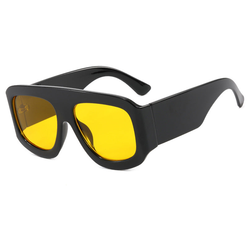 Damen oversized Sonnenbrille im modernen Design Karnz