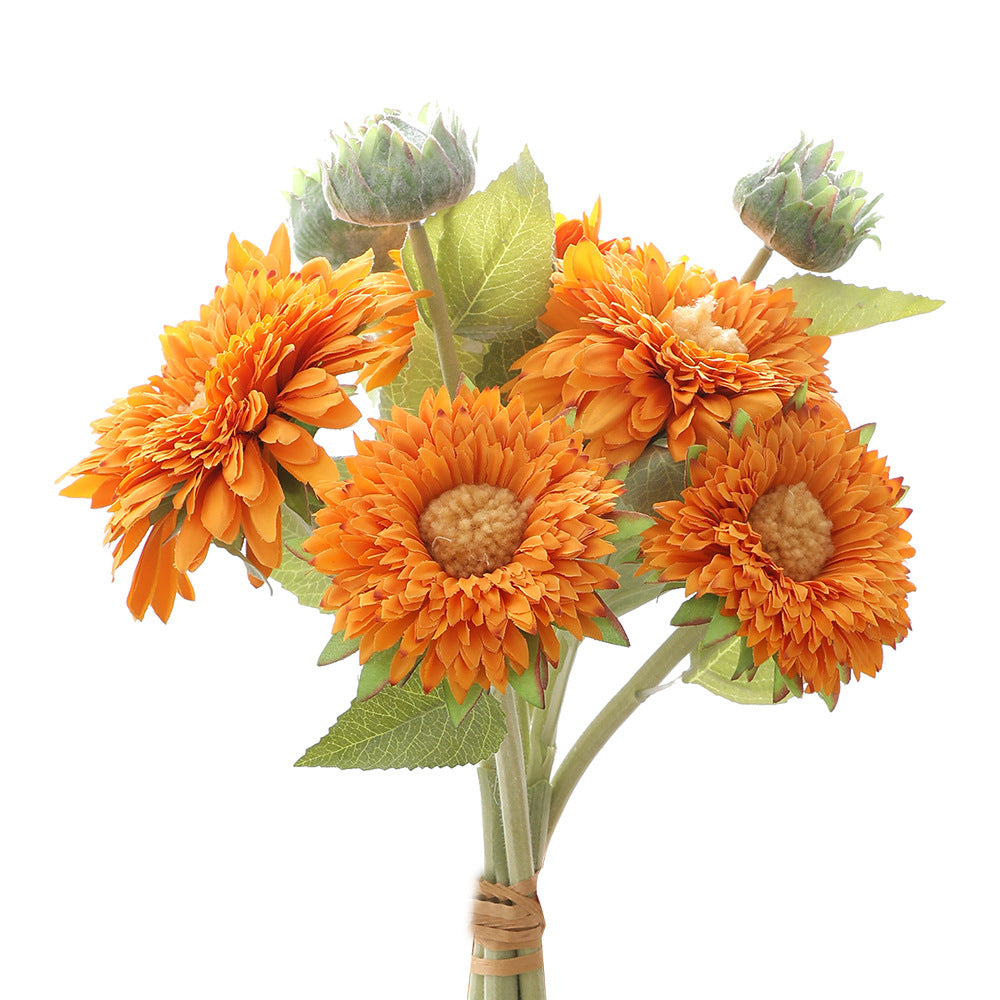 Künstlicher Blumenstrauß mit detailverliebten Blüten und Blättern Karnz