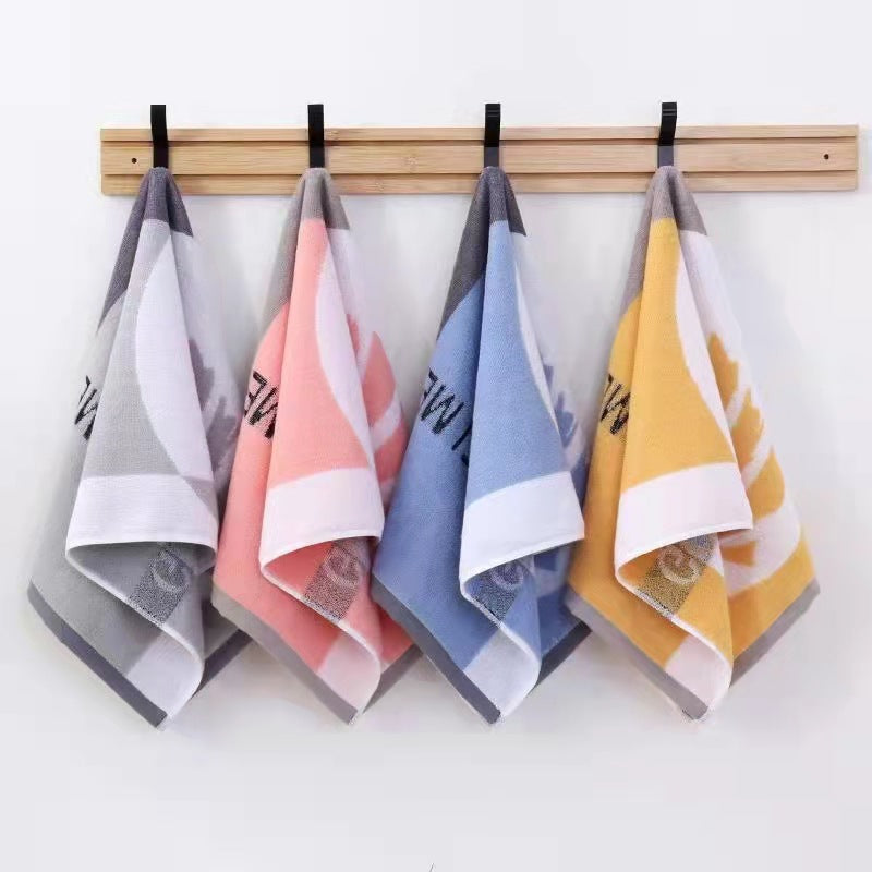 Damen Frottee-Handtuch mit modernem Design Karnz