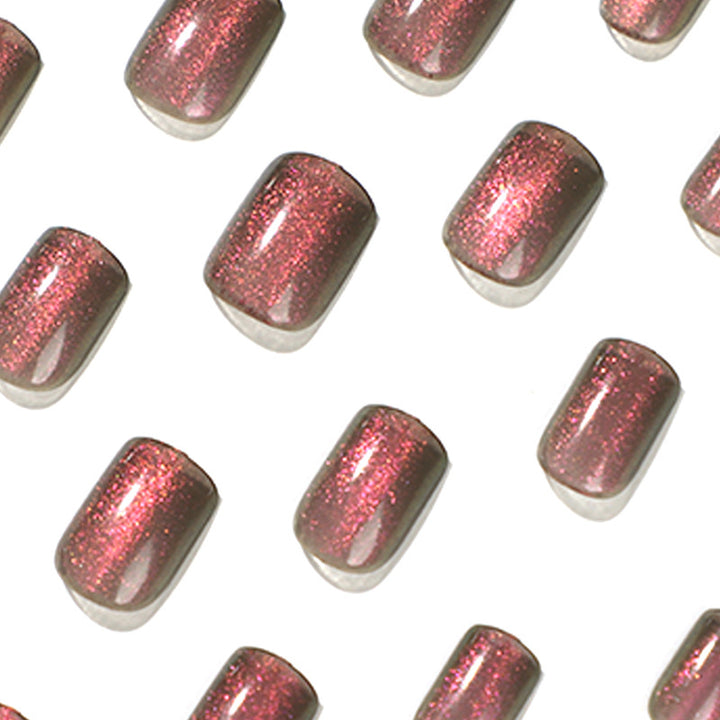 Glamouröse Nagelkunst mit Glitzereffekt Karnz