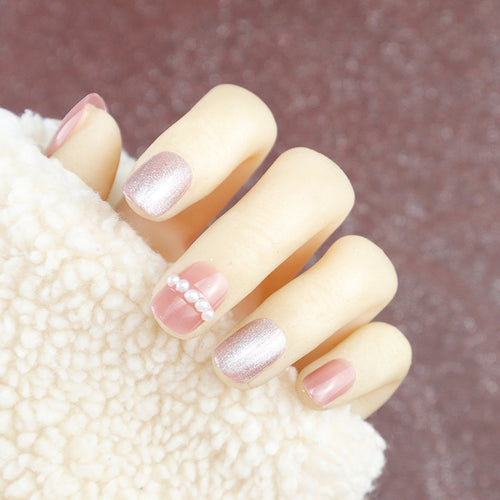 Luxus Press-On Nagelset mit Perlen- und Glitzerakzenten Karnz