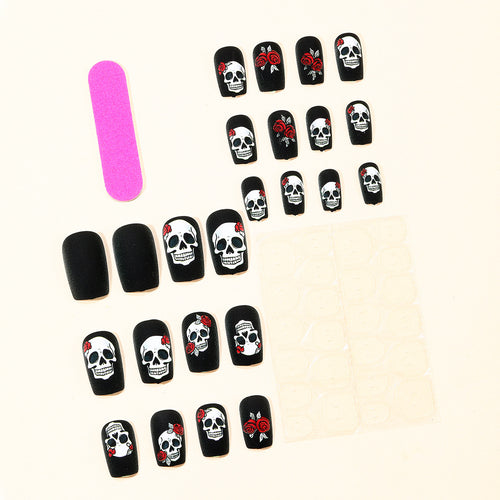 Skull und Rose Acryl Nagelkunst Verlängerungen Karnz