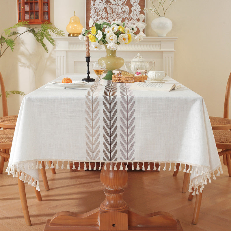 Bestickte Botanische Tischdecke