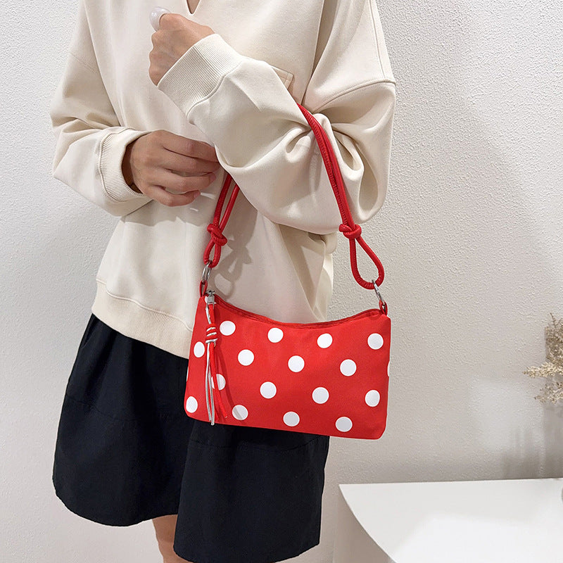 Lässige schicke Polka-Dot-Handtasche