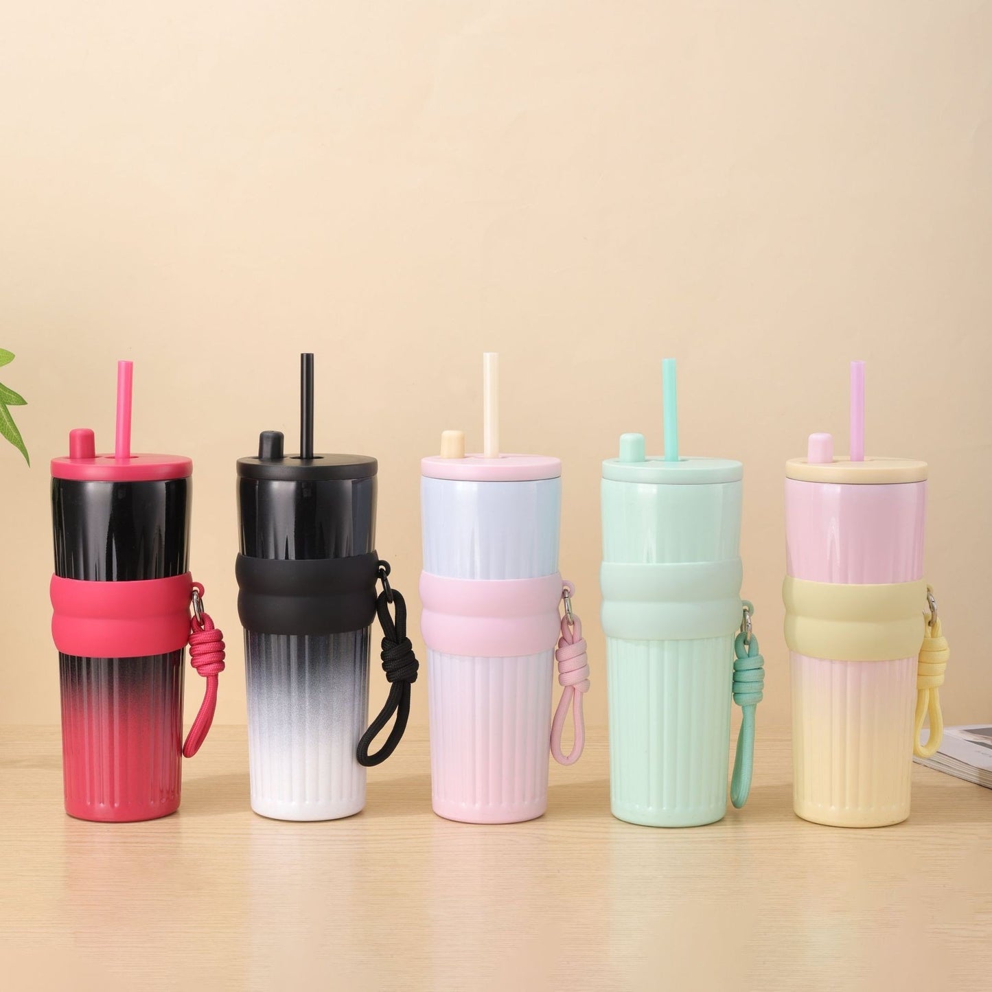 Damen multifunktionale Isoliertrinkflasche mit integriertem Strohhalm und praktischem Tragegriff Karnz