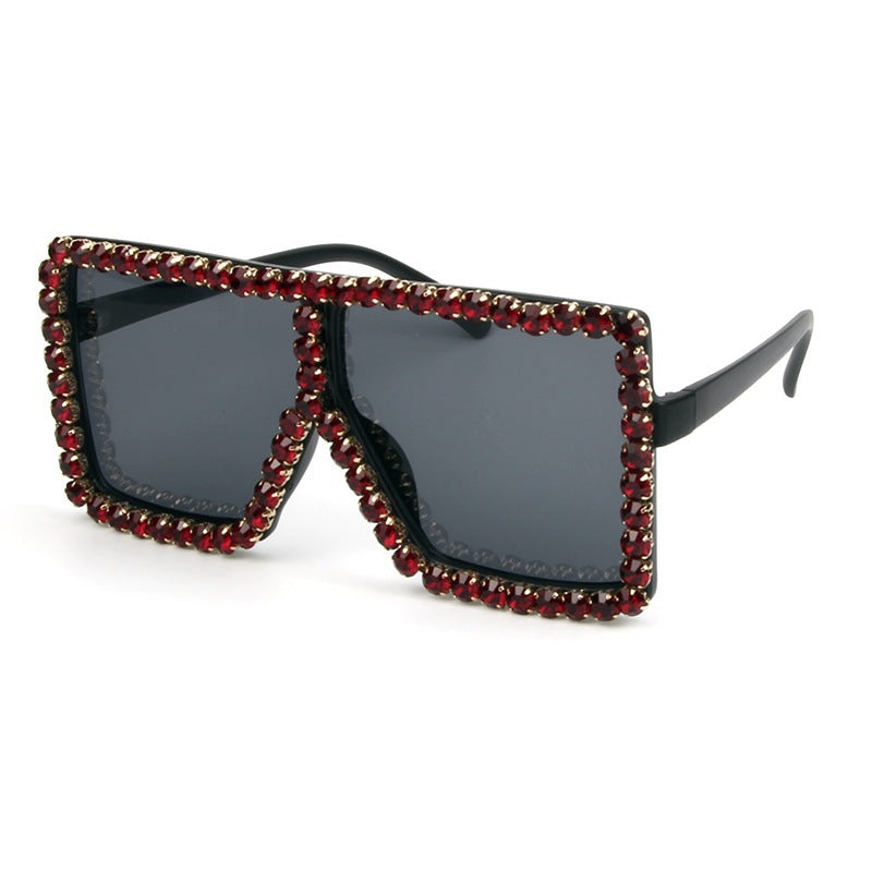 Damen oversized Sonnenbrille mit funkelndem Kristallrahmen Karnz