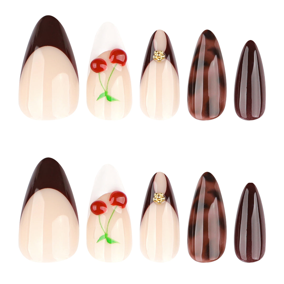 Künstliche Nagelkunst mit kirschblüten Design Karnz