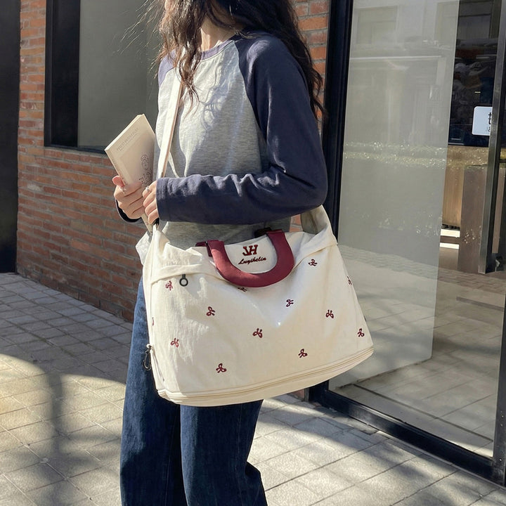 Bestickte Reise-Holdall Karnz