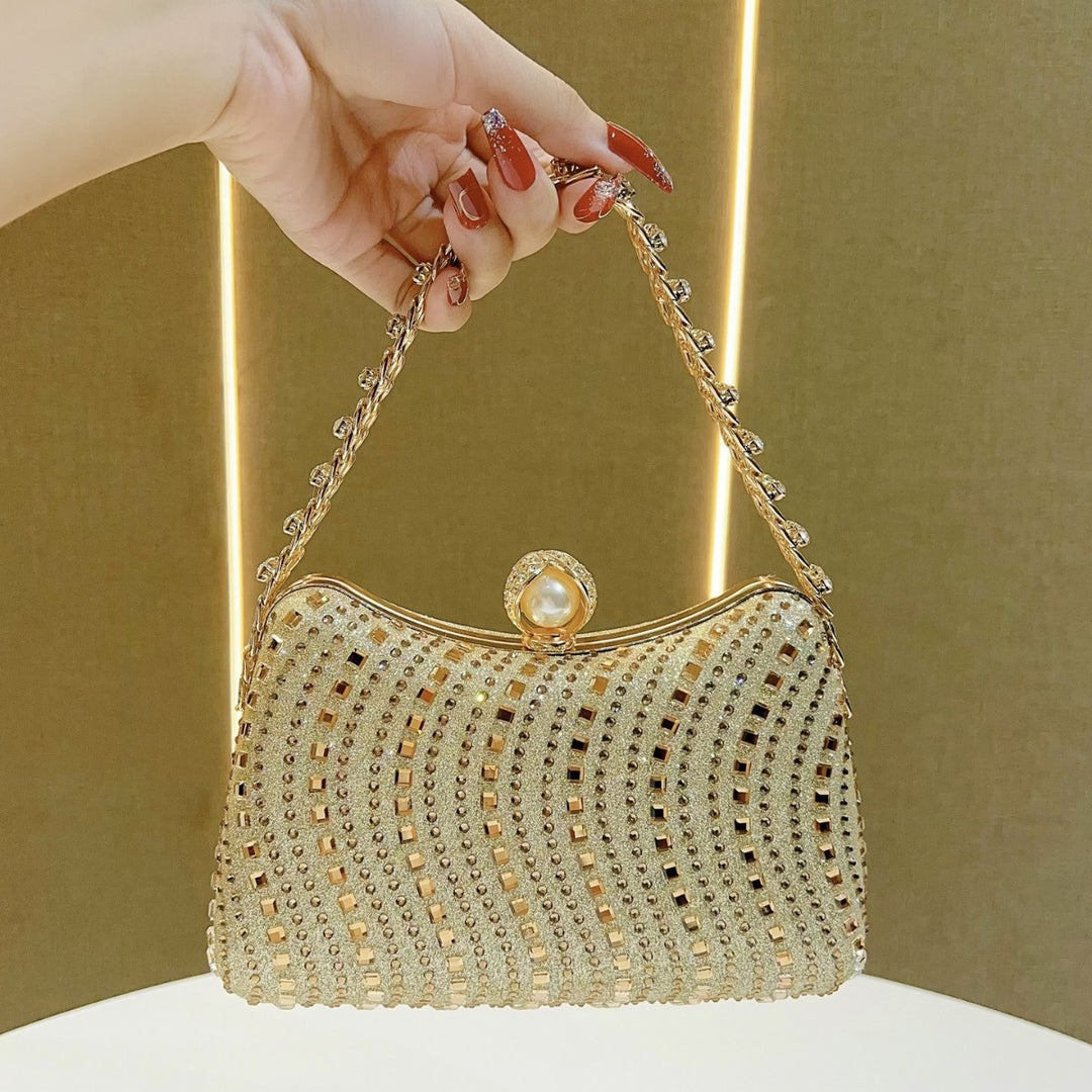 Perlenakzentierte Perlen-Abend-Clutch