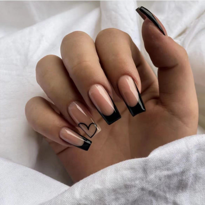 Trendige Nagelkunst Karnz