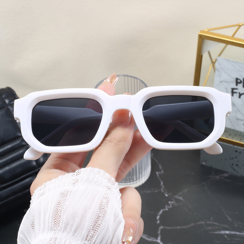 Damen Modische quadratische Sonnenbrille mit klarem Rahmen Karnz