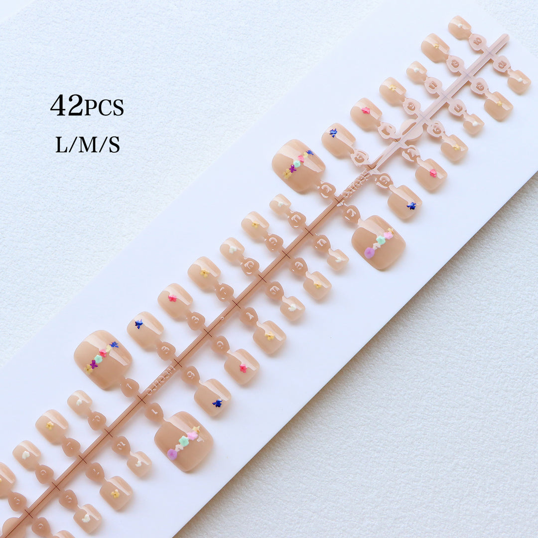 Floral Verziertes Press-On Nagelkunst Set Karnz
