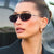 Damen modische Sonnenbrille im eleganten Polygon-Design Karnz