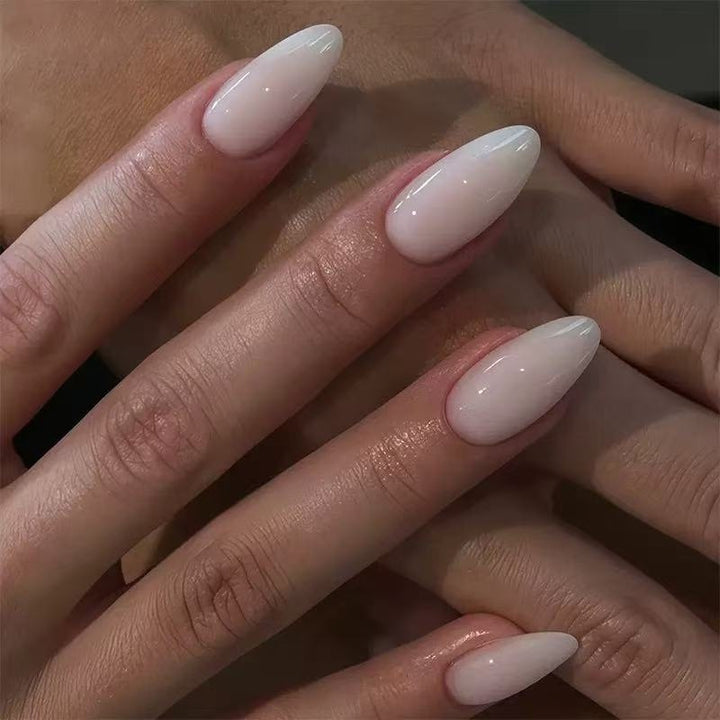 Nagelverlängerungsform Karnz