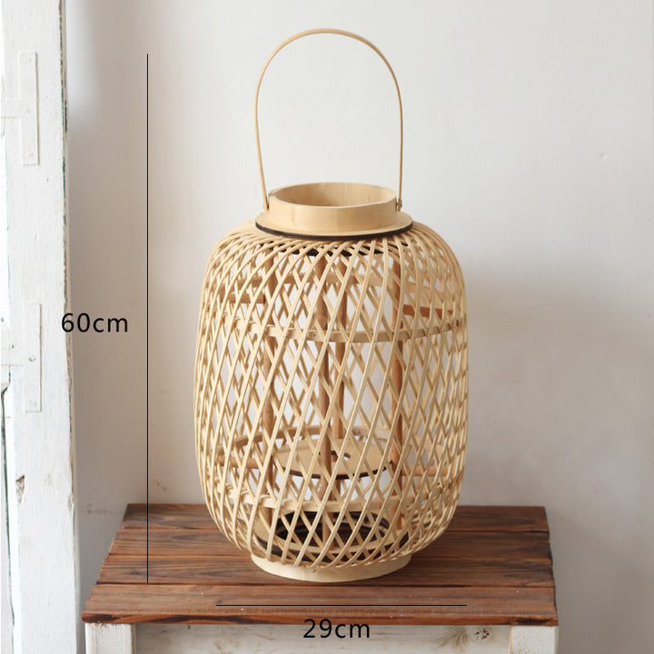 Handgefertigte Rattanlaterne Karnz