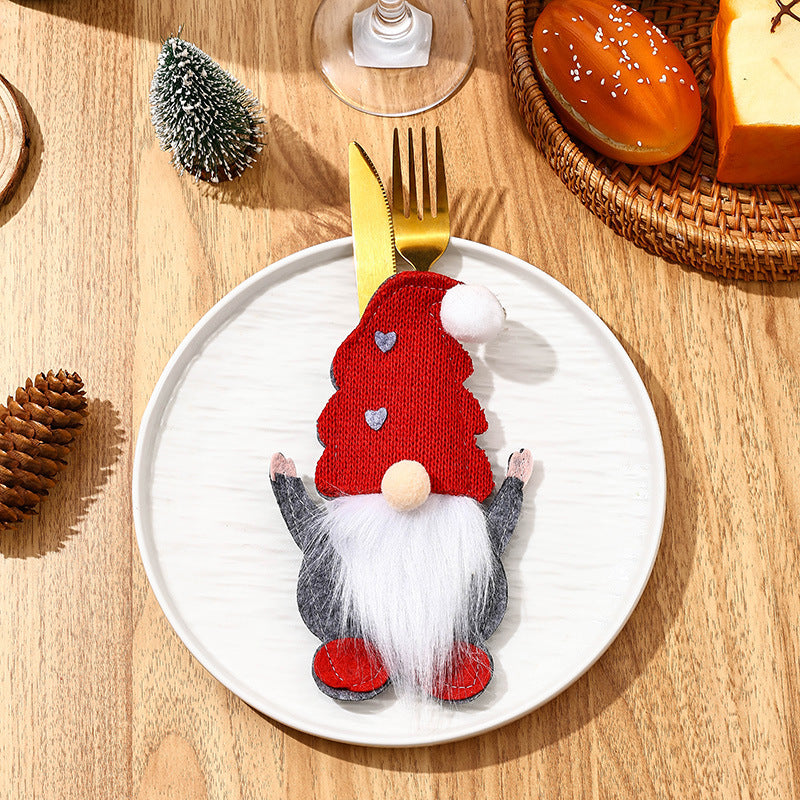 Festlicher Tischdeckenschmuck Karnz
