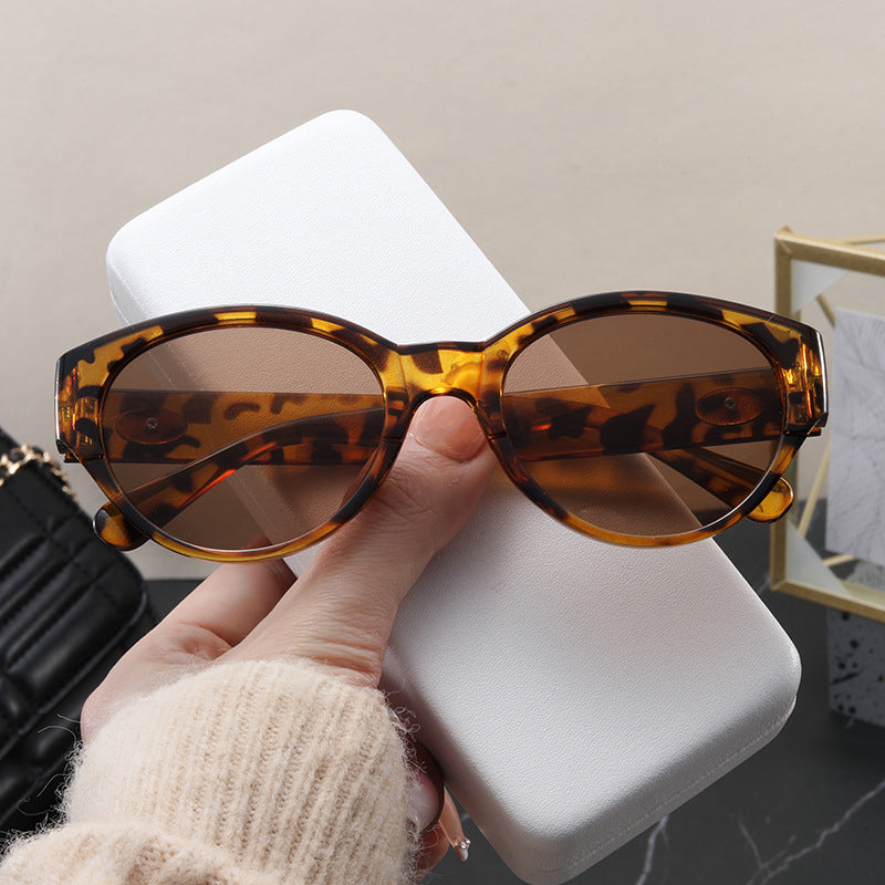 Damen Cat-Eye Sonnenbrille mit exotischem Design und robustem Rahmen Karnz