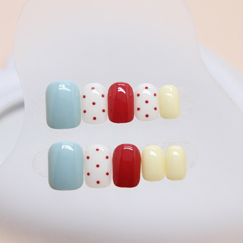 Süßes Pünktchen Nagelkunst Set Karnz