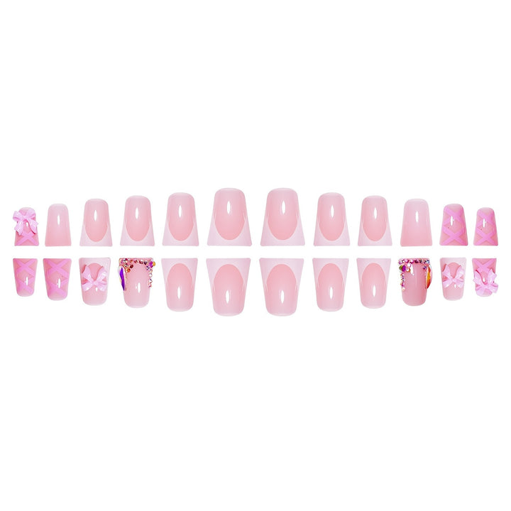 Dekoratives Press-On Nagelkunst Set Karnz