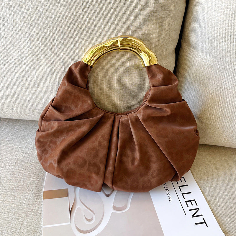 Moderne gefaltete Handtasche