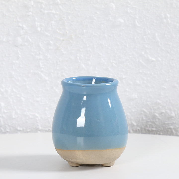 Zeitgenössische Kurvenkeramische Vase Karnz