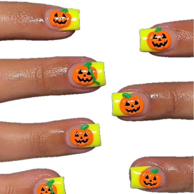 Verspielte Halloween-Kürbis-Nagelkunst Karnz