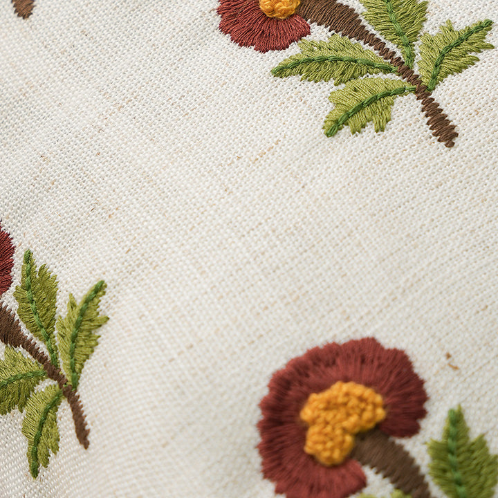 Handgetufteter quadratischer Dekokissenbezug mit floraler Chenille‑Applikation